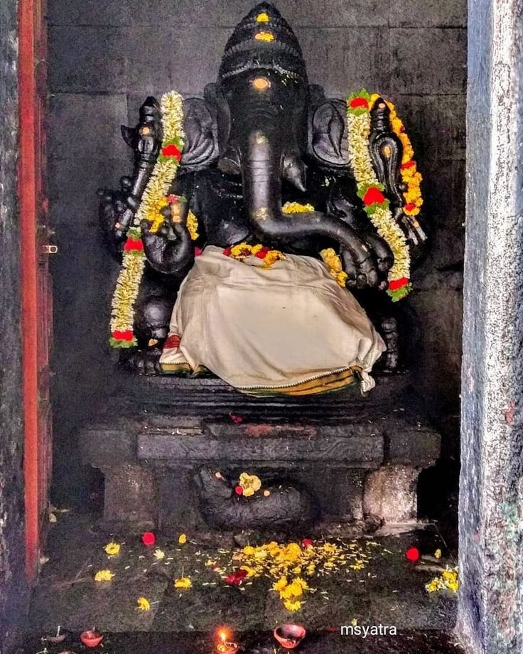 Hindu temple worship — Vinayagar devotion, Tamil Nadu